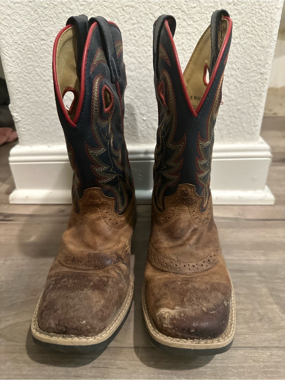 Kids Cody James Brown Leather Western Pull-On Boots with Navy Shaft and Red Trim